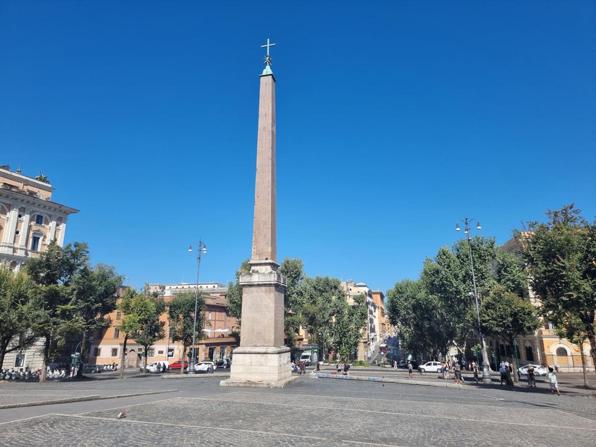 Luxury 2 Bedroom Apartment In The Heart Of Roma Exterior photo