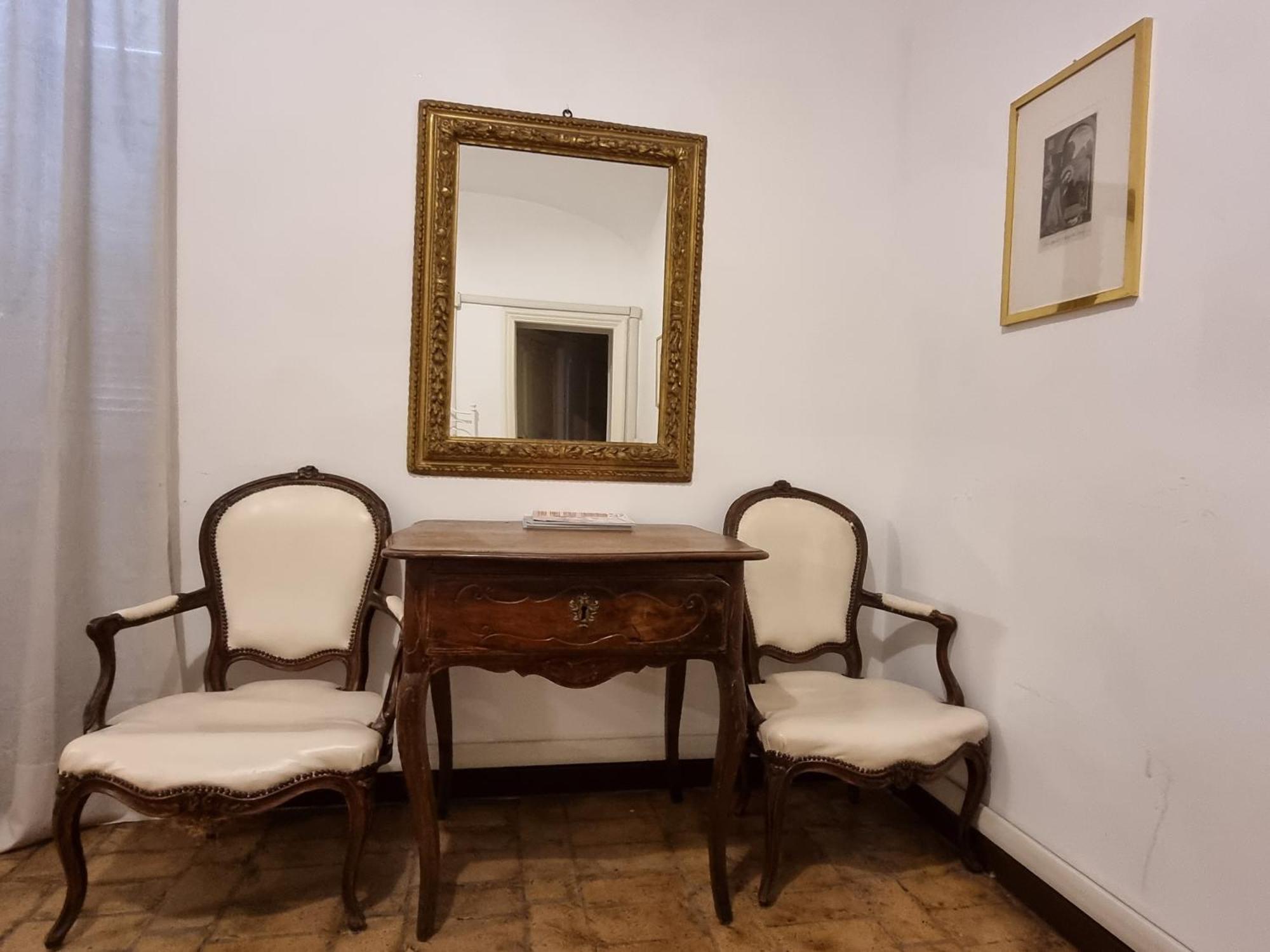 Luxury 2 Bedroom Apartment In The Heart Of Roma Exterior photo